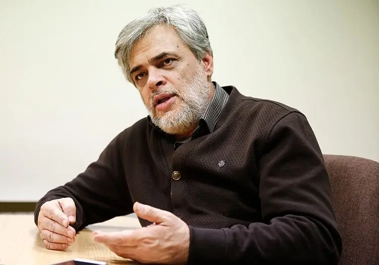 واکنش شدید فعال اصولگرا به توییت انتخاباتی ضرغامی