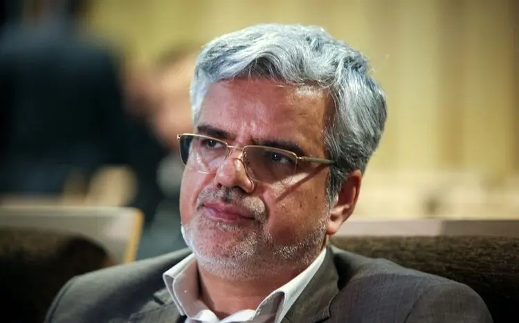 صادقی: فعالیت‌های انتخاباتی بر عملکرد مجلس سایه انداخته است