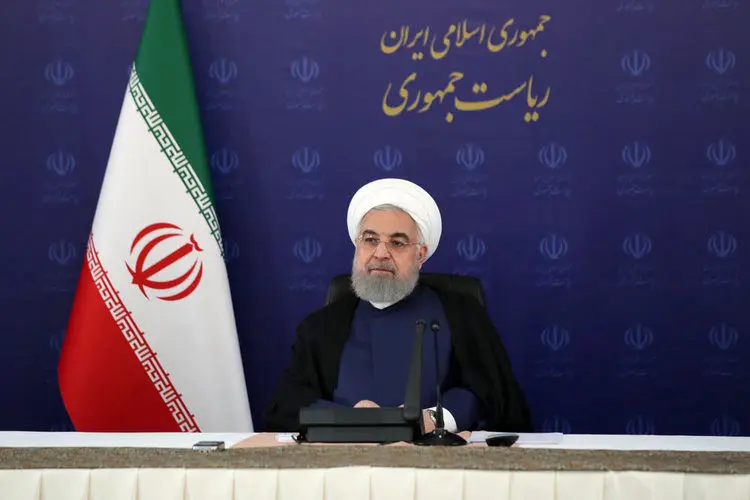 روحانی: فضای مجازی بسیاری از مفاسد را از بین برده است