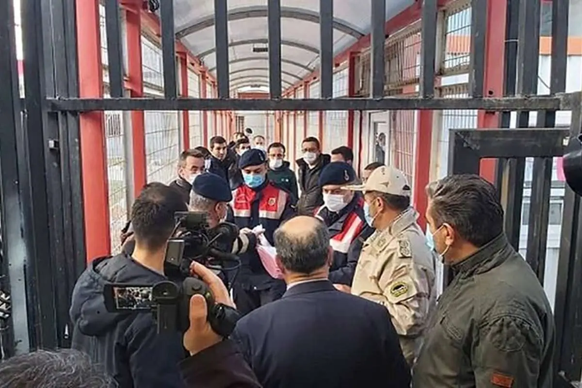 مبادله ۲۱ زندانی بین ایران و ترکیه در مرز بازرگان