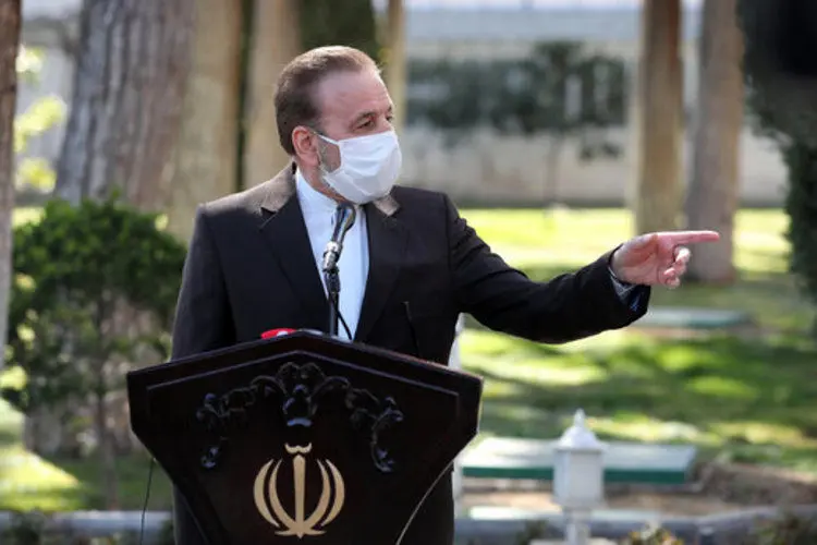 واعظی: تحریم ها باشد یا نباشد، ارتباطی با FATF ندارد