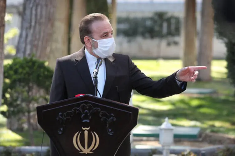 واعظی: تحریم ها باشد یا نباشد، ارتباطی با FATF ندارد