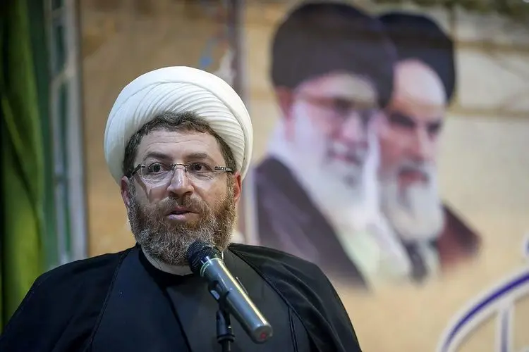 (ویدئو) تخریب میراث دویست ساله کرمانشاه توسط مدیر اوقاف