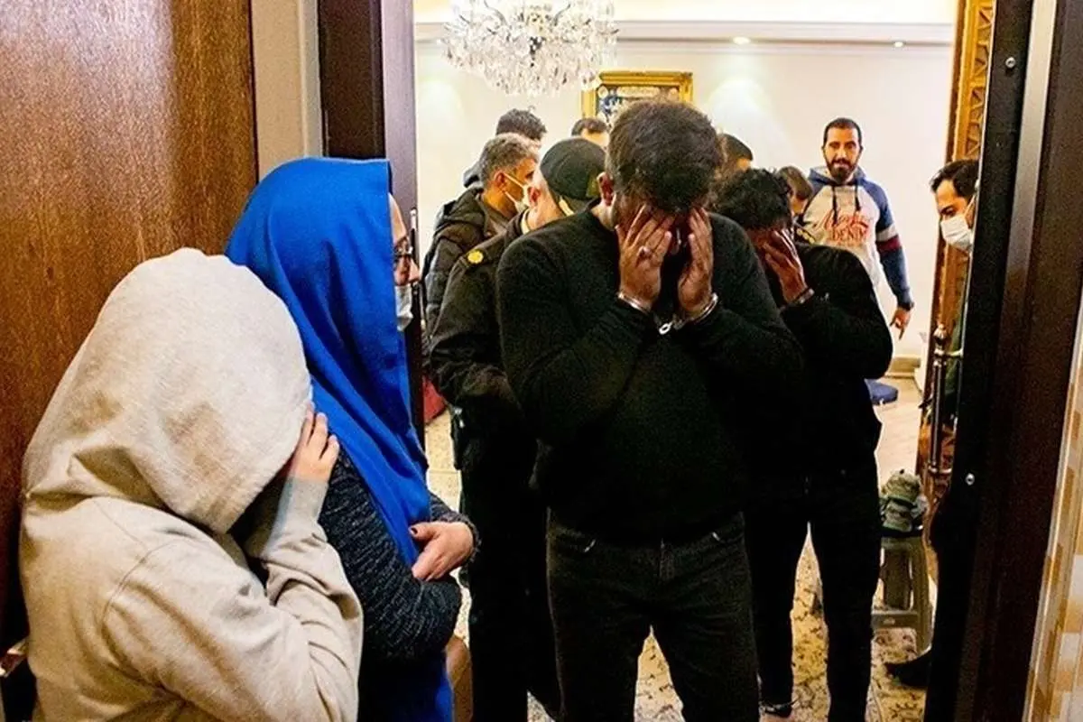 (تصاویر) بازداشت سارقان منزل در شهرک آزادی