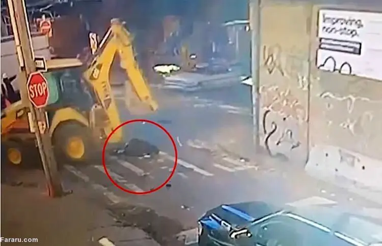 (ویدئو) مرگ پرستار بر اثر اصابت بیل بولدوزر به سرش