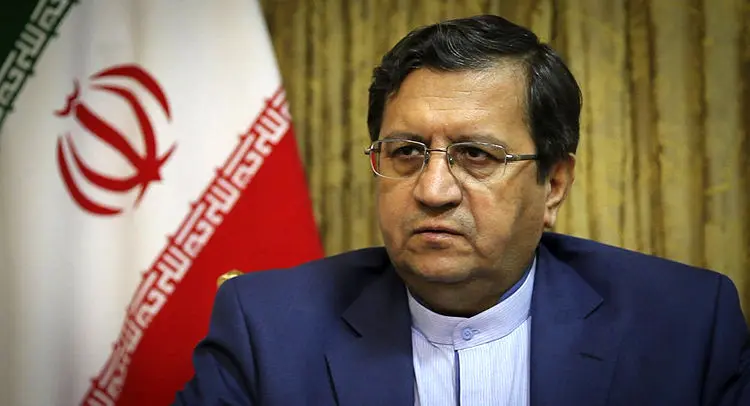 همتی: نرخ‌های فعلی ارز ماندنی نیست