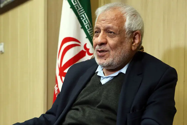 بادامچیان: نمی‌توانیم رییسی را وادار به نامزدی کنیم