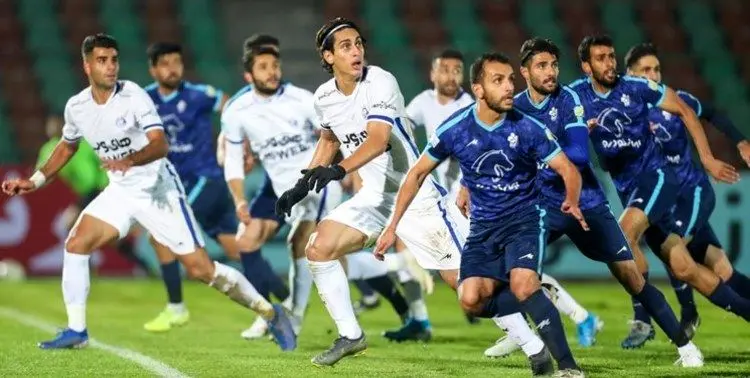 دوئل فرهاد مجیدی با مربی پرسپولیسی