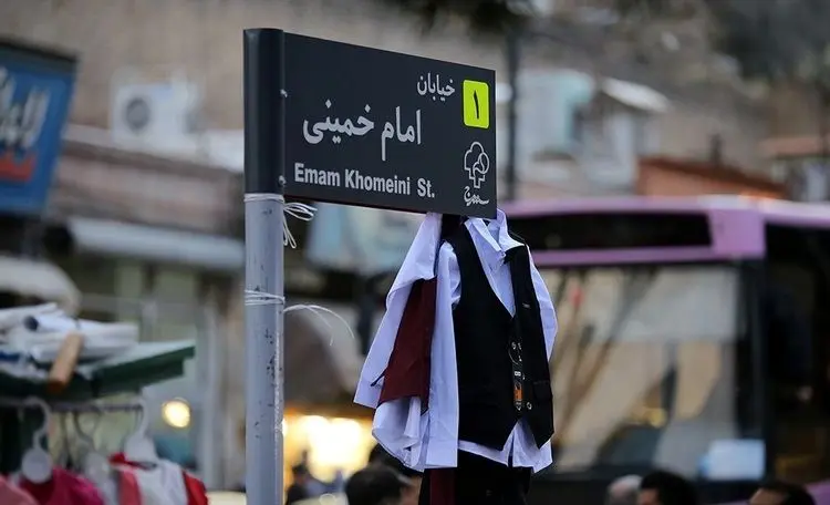 (تصاویر) جولان کرونای انگلیسی در بازار شب عید
