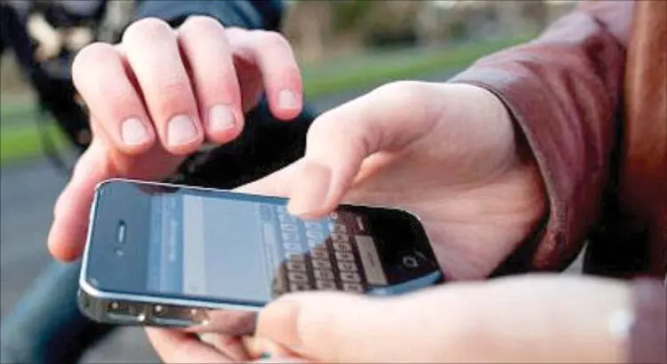 (ویدئو) لحظه بازداشت سارق گوشی توسط پليس مخفی
