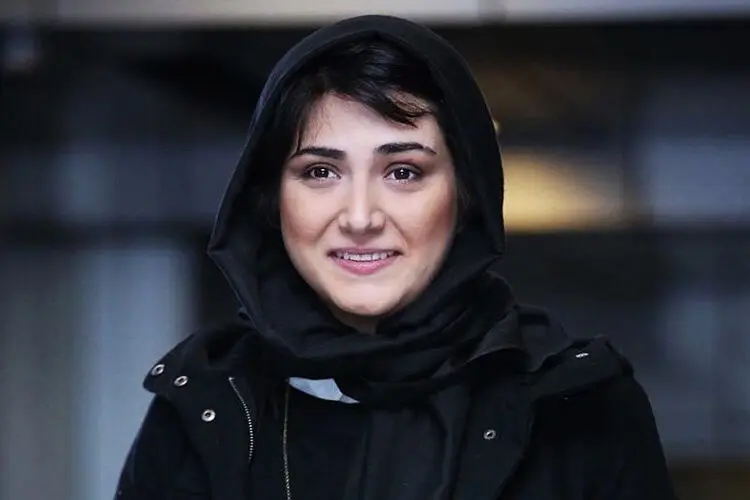 حذف باران کوثری از برنامه فرزاد فرزین