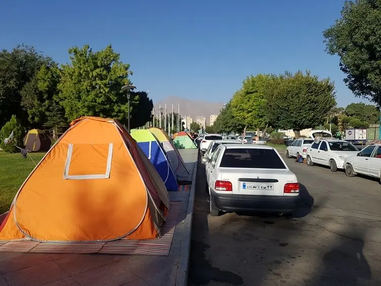 مرگ شش نفر در چادر مسافرتی