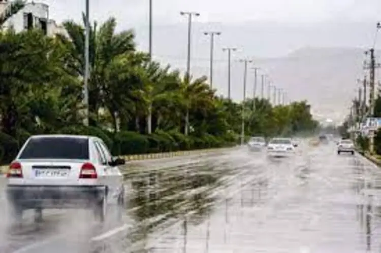 هواشناسی ایران ۱۴۰۰/۰۱/۷؛ بارش باران در نوار شمالی کشور و کاهش ۷ تا ۱۲ درجه‌ای دمای هوا
