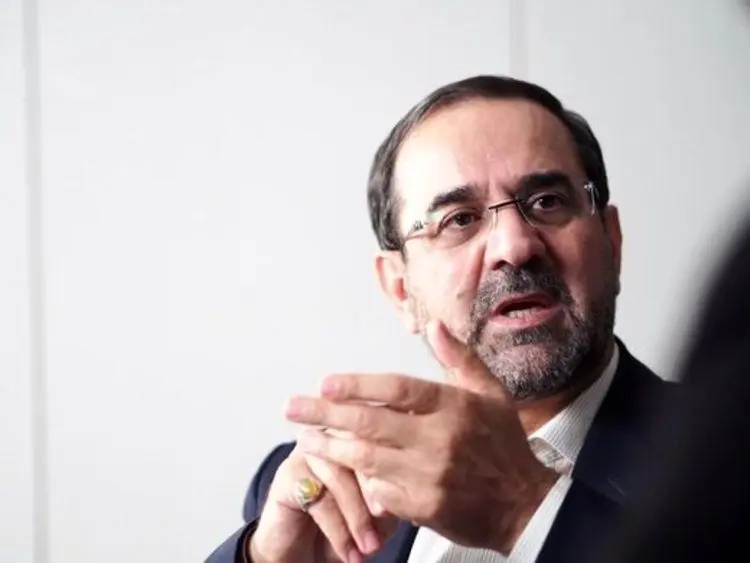وزیر احمدی‌نژاد برای انتخابات ۱۴۰۰ اعلام کاندیداتوری کرد