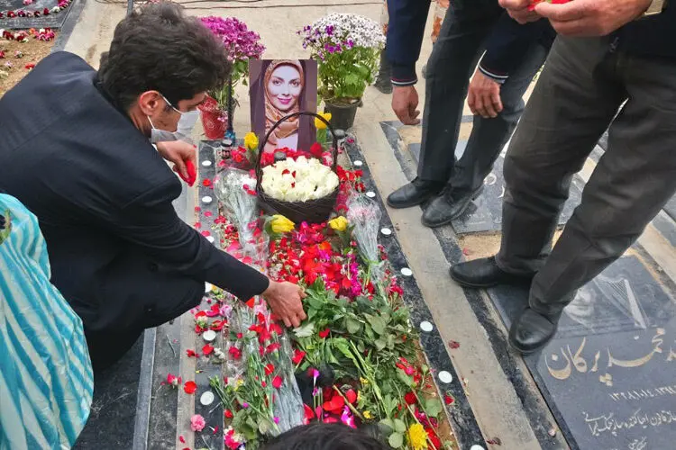 (ویدئو) برگزاری مراسم یادبود آزاده نامداری