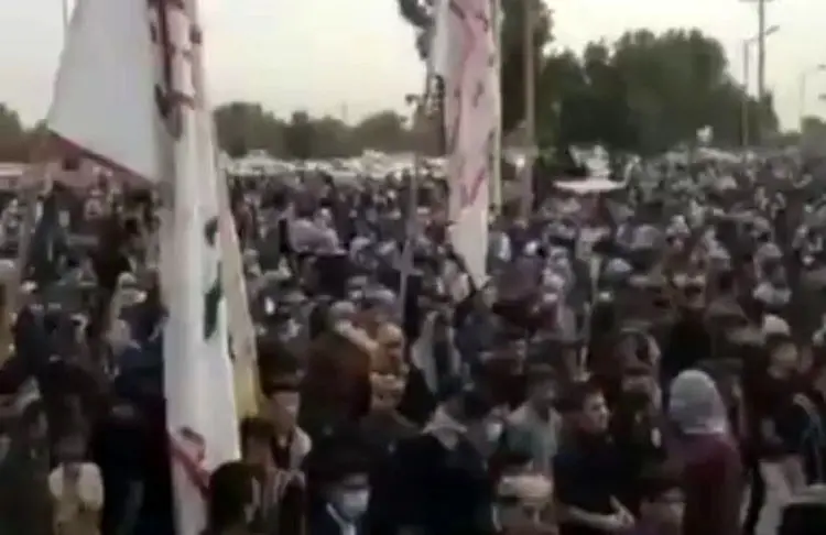 (ویدئو) برگزاری ختم چندین هزار نفری در شوش!