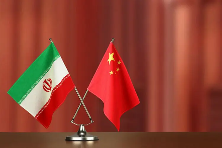 حمله کیهان به سلبریتی‌های مخالف توافق با چین