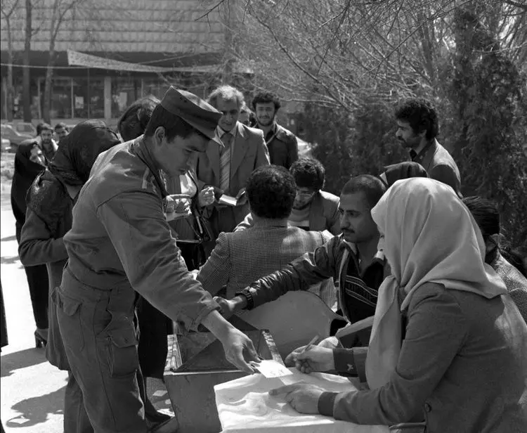 در رفراندوم سال ۵۸ چه گذشت؟