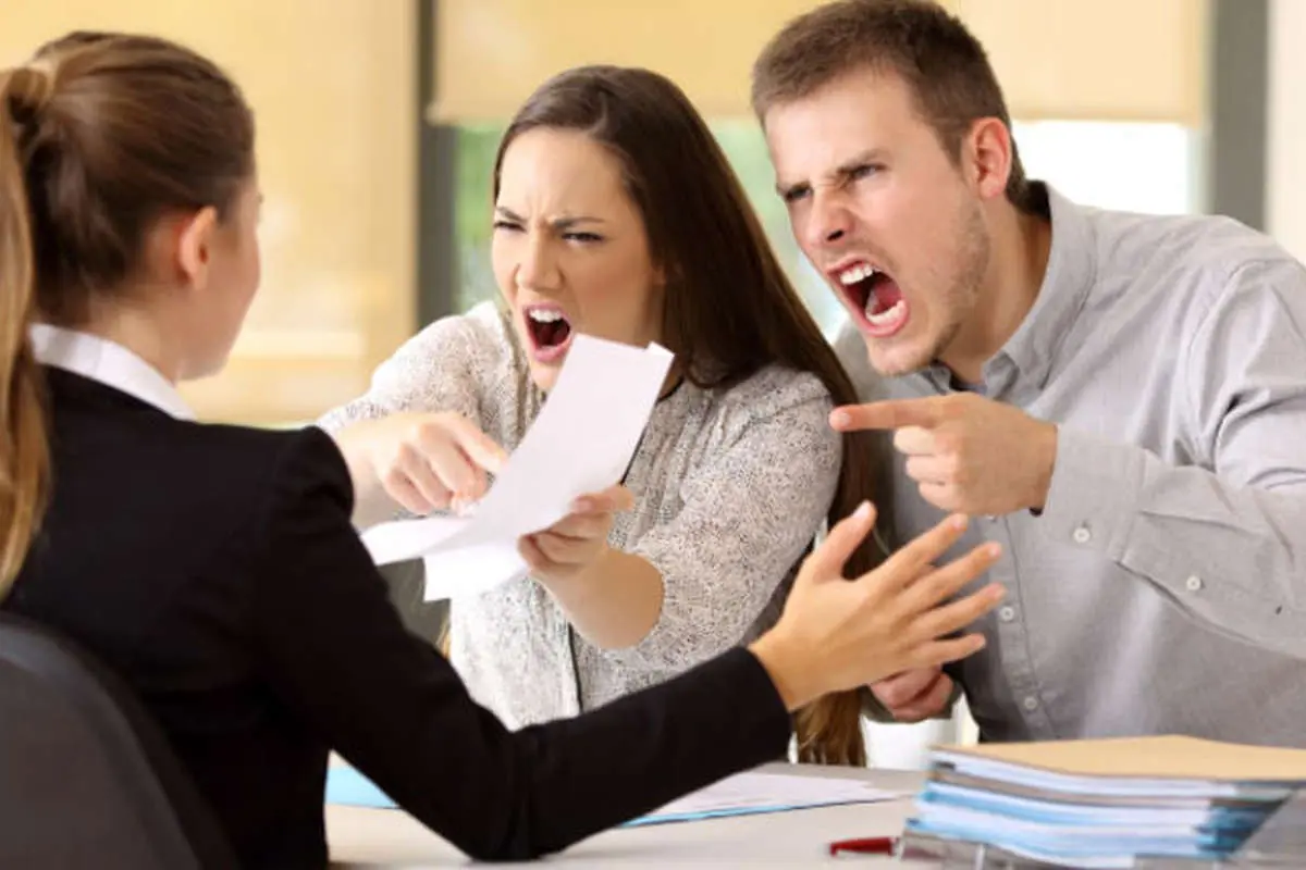 وقتی مشتری اعصاب ندارد؛ چه باید کرد؟