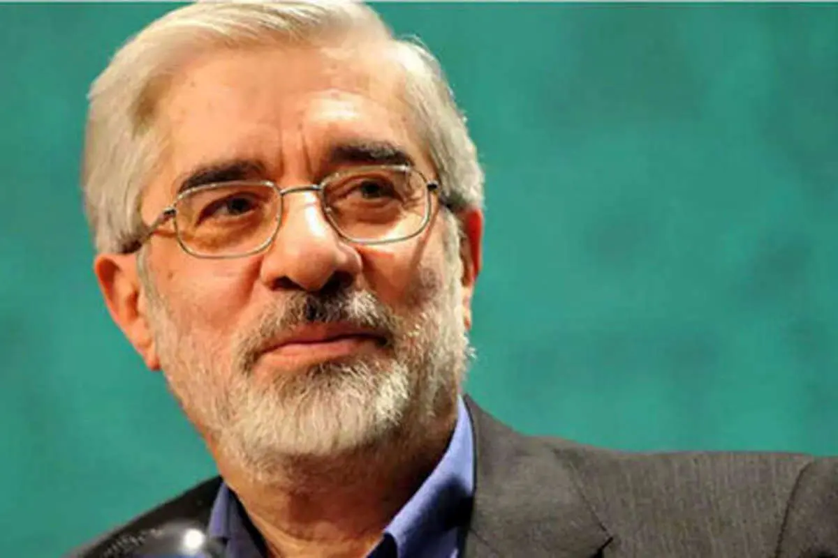 میرحسین موسوی عزادار شد