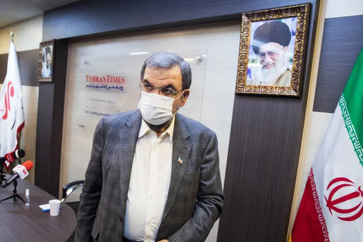 محسن رضایی: روحانی زمین سوخته تحویل می‌دهد