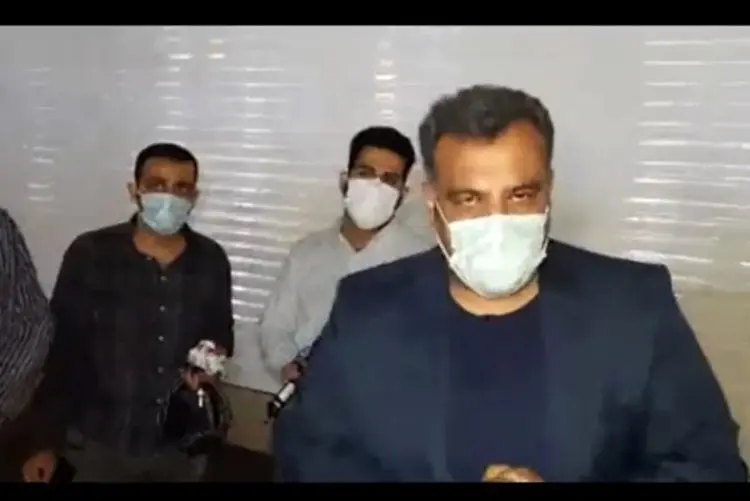 (ویدئو) ضرب وشتم عوامل خبری صداوسیما در پاسداران تهران