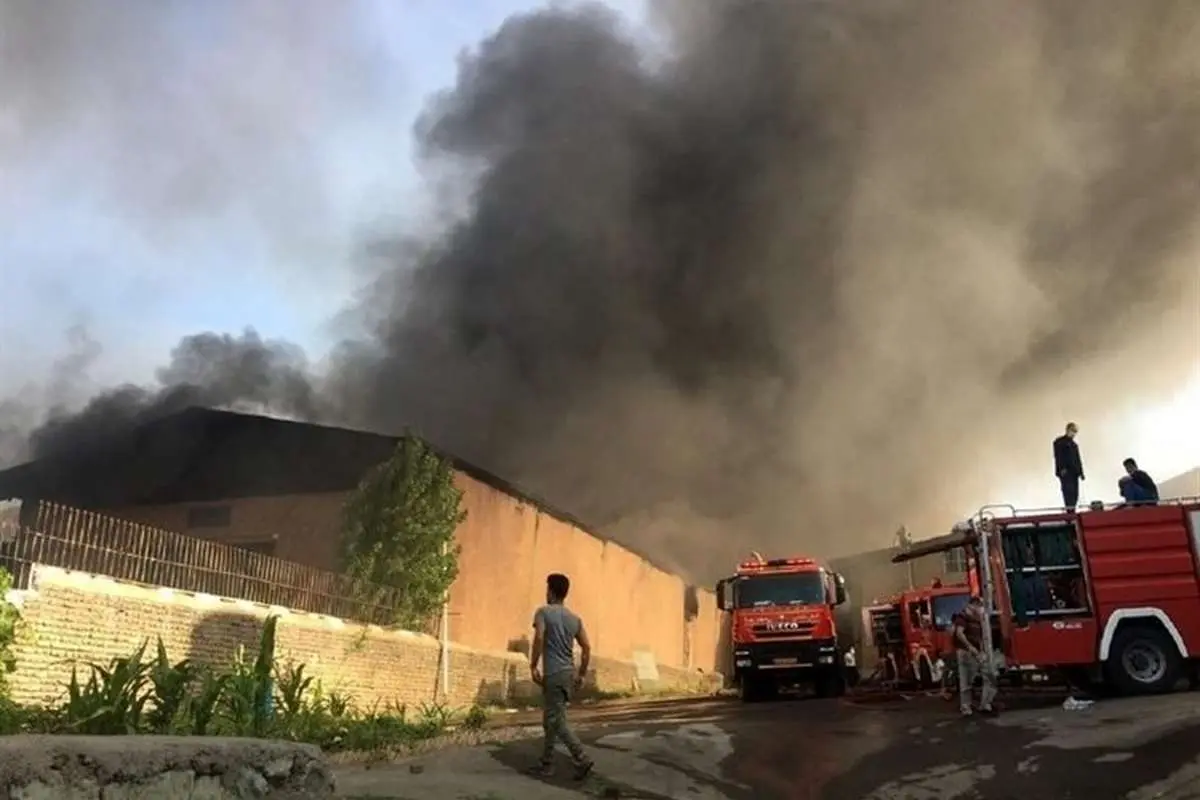 جانباختن ۶ نفر در آتشسوزی کارگاه اسفنجسازی