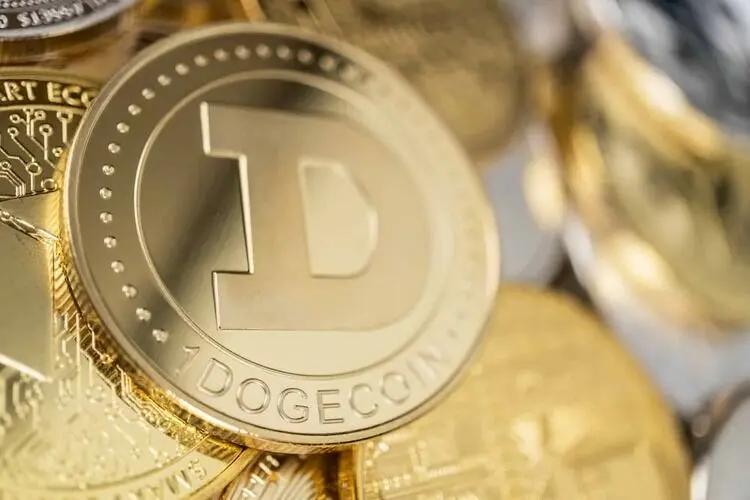 آخرین قیمت ارز دیجیتال دوج کوین امروز ۳۱ فروردین ۱۴۰۰؛ پیش‌روی مجدد دوج‌کوین در بازار