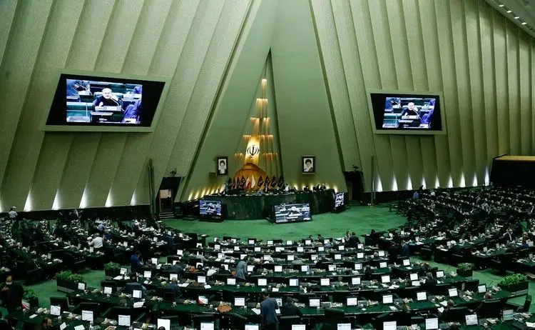 نامه ۱۰۰ نماینده مجلس به آیت الله جنتی