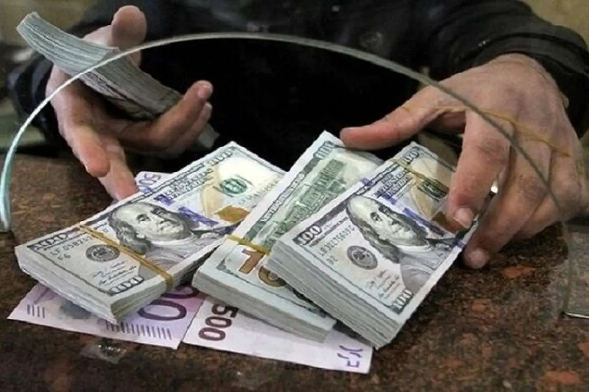 قیمت دلار و یورو امروز چهارشنبه اول اردیبهشت ۱۴۰۰