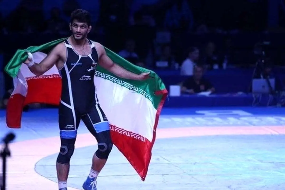 (عکس) ترس حسن یزدانی از واکسن زدن!