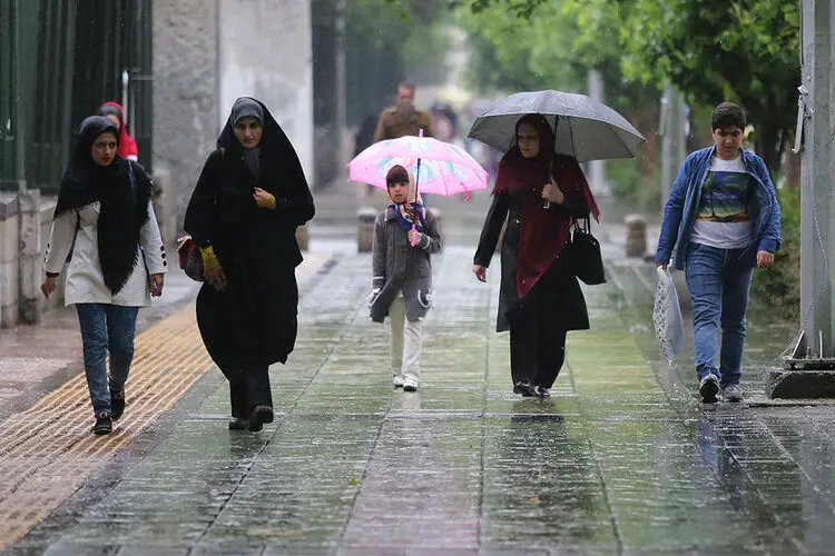 رگبار باران و وزش باد شدید در برخی مناطق کشور