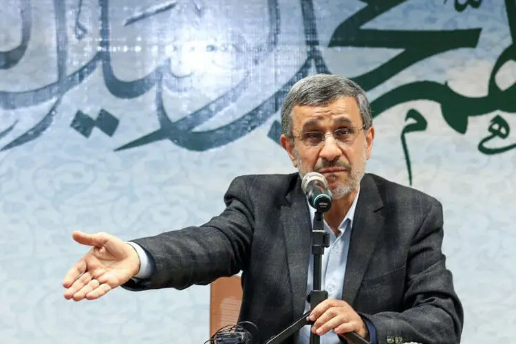 ادعای عجیب احمدی‌نژاد: جزیره خریده‌اند تا به آنجا فرار کنند!