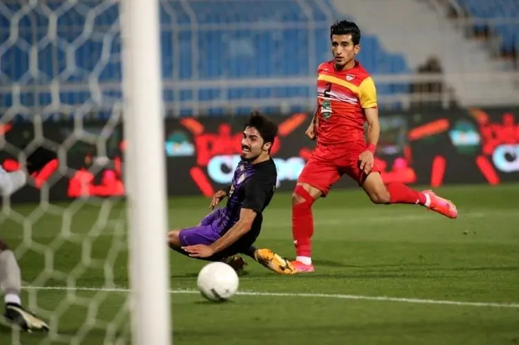 یک فولادی کرونا گرفت