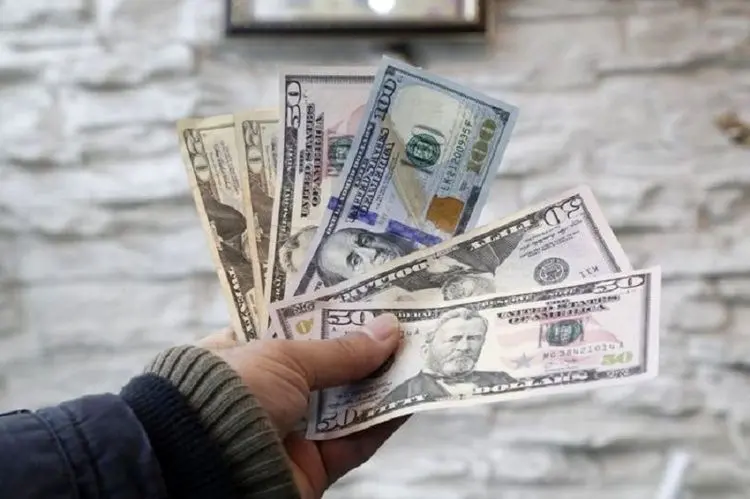 قیمت دلار در صرافی ملی یکشنبه پنجم اردیبهشت ۱۴۰۰