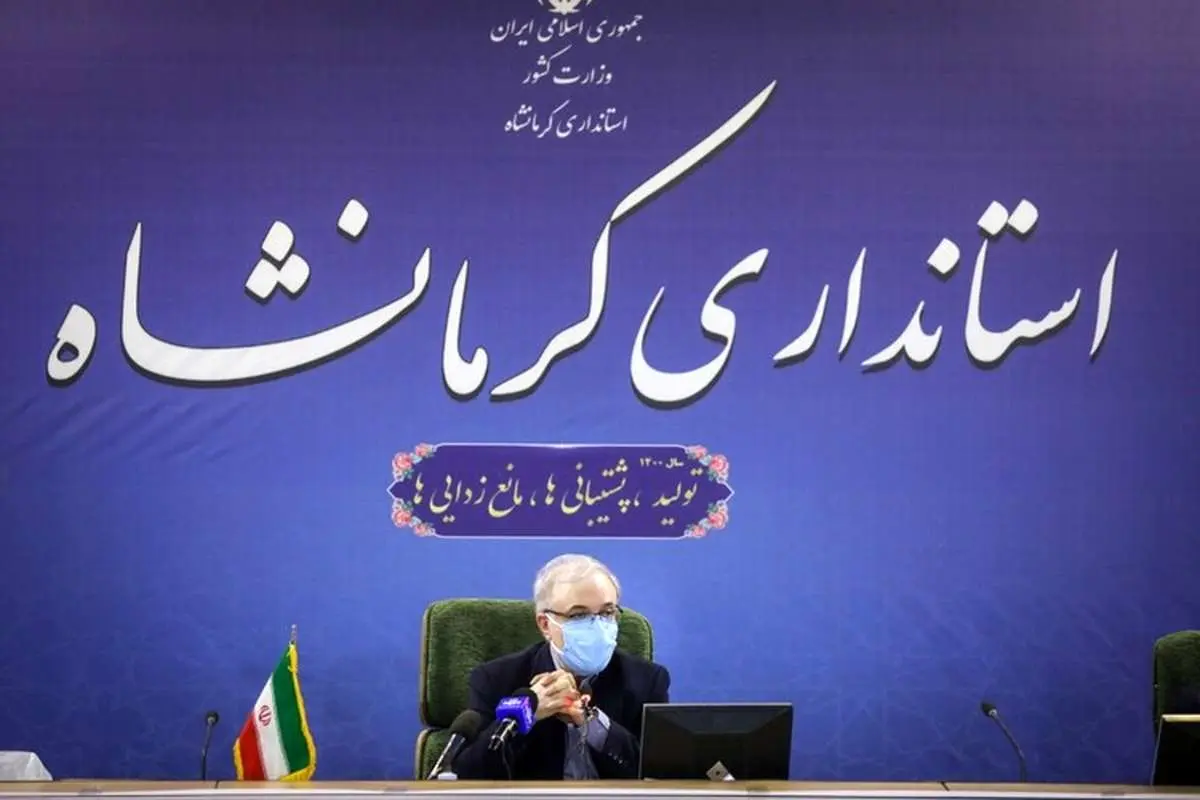 نمکی: کرونا حداقل ۳ سال گرفتارمان میکند