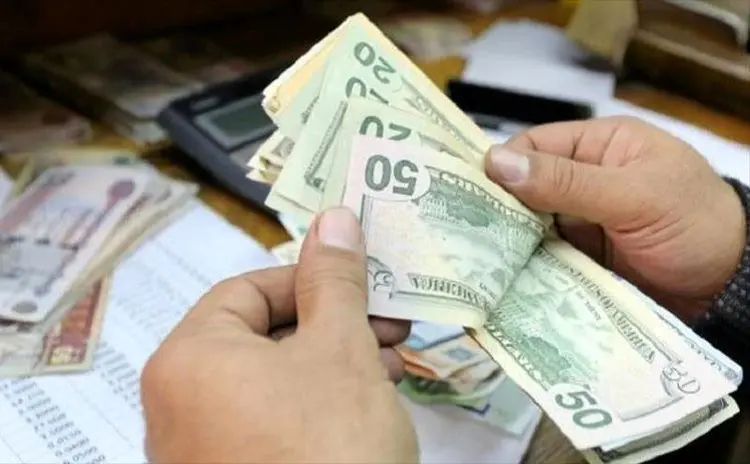 قیمت دلار و یورو امروز سه‌شنبه هفتم اردیبهشت ۱۴۰۰