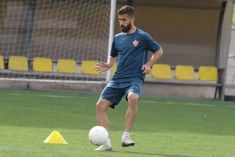 فرشاد فرجی و سعید آقایی چه زمانی به پرسپولیس اضافه می‌شوند؟