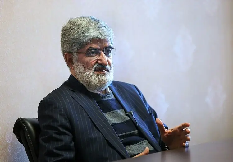 علی مطهری: با تیتر‌های متفاوت با آبروی مردم بازی می‌کنند