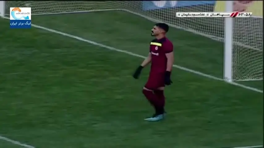 (ویدیو) خلاصه بازی سپاهان 0 - 0 نفت مسجدسلیمان 23 فروردین 00