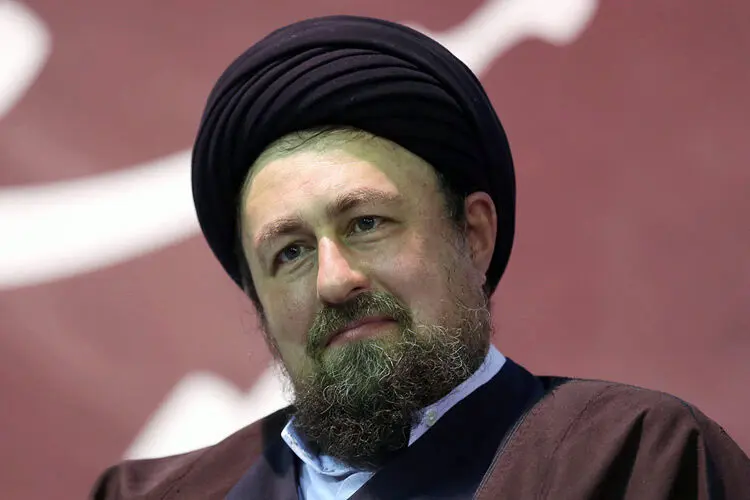 سید حسن خمینی با توصیه رهبر انقلاب نامزد انتخابات نمی‌شود