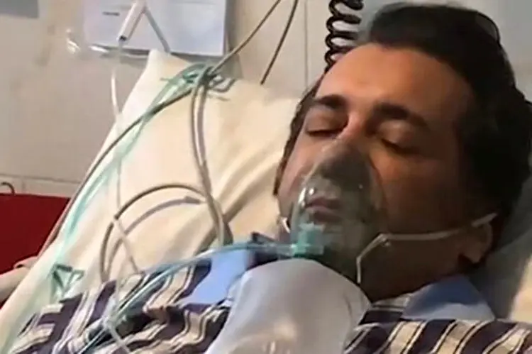 مراسم عجیب ترخیص یک سلبریتی از ICU با کف و سوت و کیک!