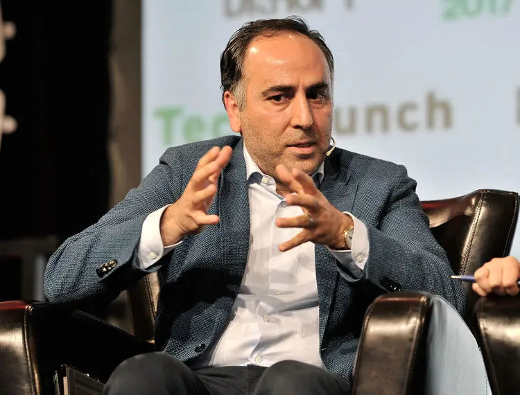 یک استقلالی بین ارزشمندترین سرمایه‌گذاران جهان