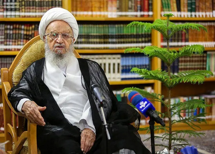 آیت‌الله مکارم‌شیرازی در بیمارستان بستری شد