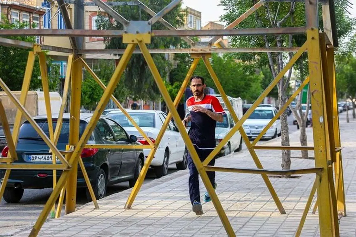 (تصاویر) همسایگی با غولهای آهنی در قم