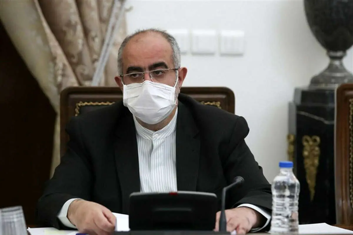 حسامالدین آشنا استعفا داد و ربیعی جانشین او شد