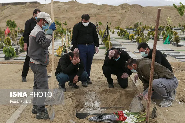 (تصاویر) باغ بهشت در روز‌های کرونایی همدان