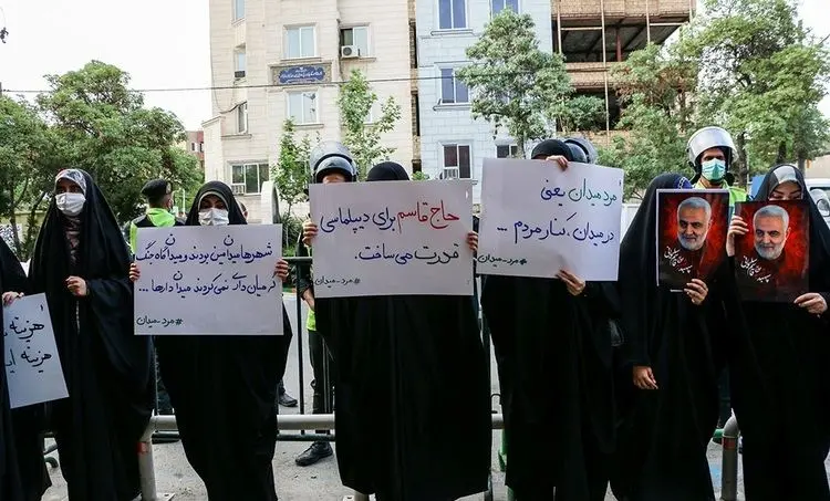 (تصاویر) تجمع علیه ظریف در مشهد