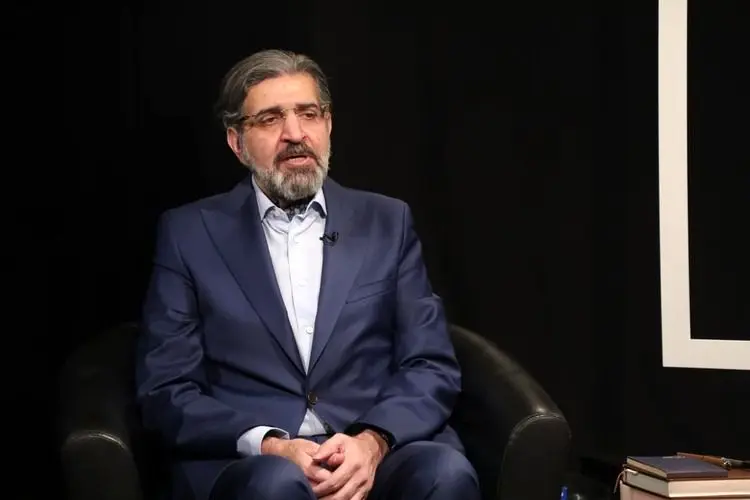 وعده‌های انتخاباتی خرازی؛ از واکسیناسیون عمومی تا کاهش تورم