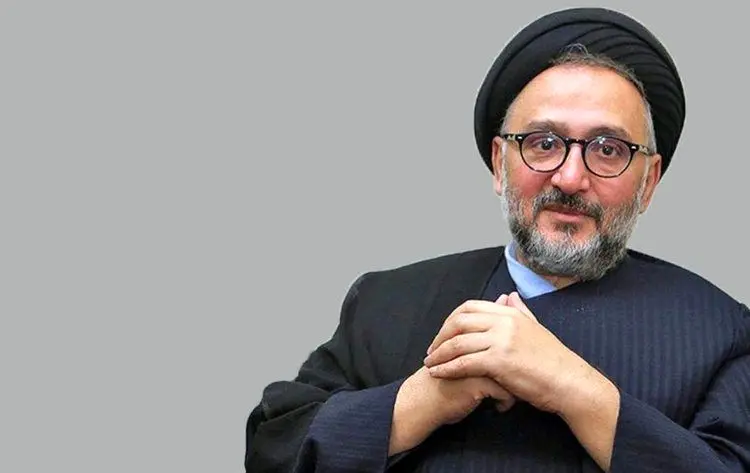 ظریف خارج از جریان اصلاحات نیست